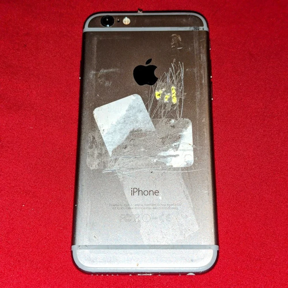 iPhone 6 (A1549) - 16 GB (For parts)***